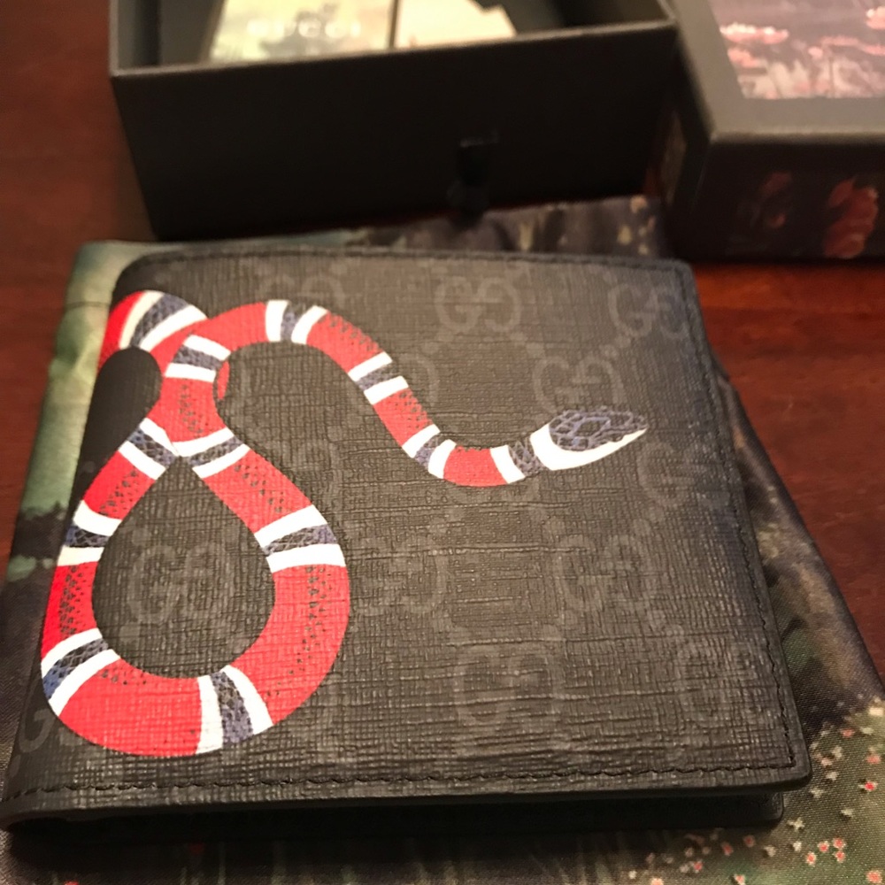 Gucci Kingsnake wallet nib